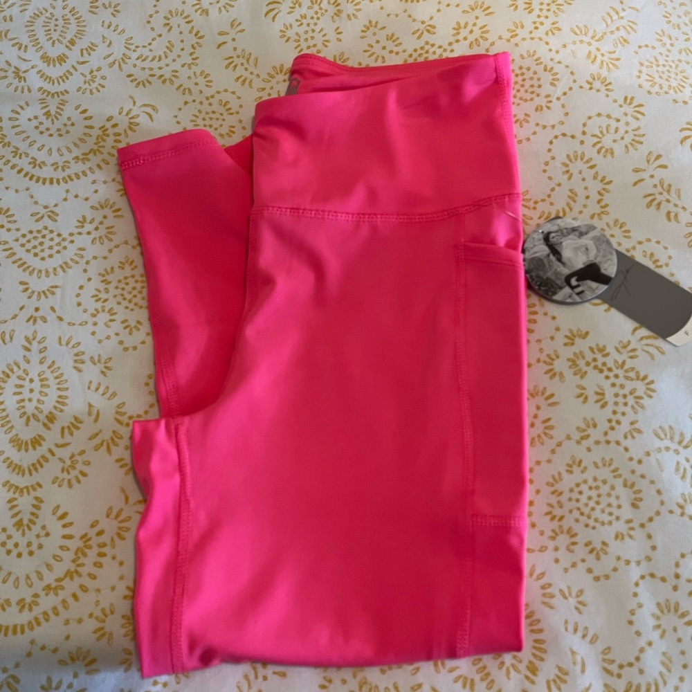 Clearance!!✨✨Hottt Pink FIT Activewear!✨✨